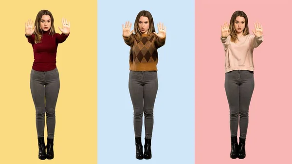 Conjunto Mujeres Haciendo Stop Gesture Decepcionado —  Fotos de Stock