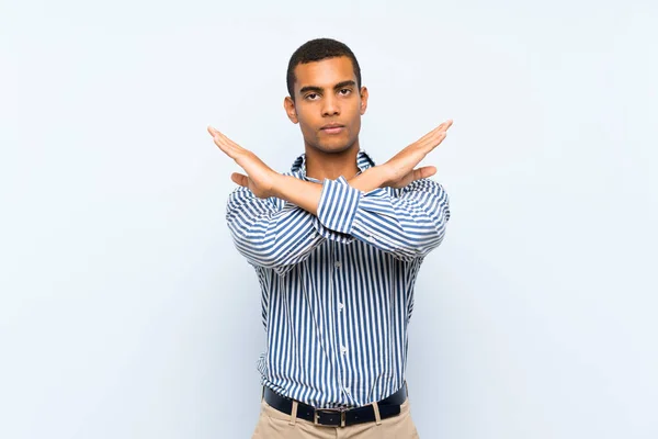 Joven Guapo Morena Hombre Sobre Aislado Azul Fondo Haciendo Ningún — Foto de Stock