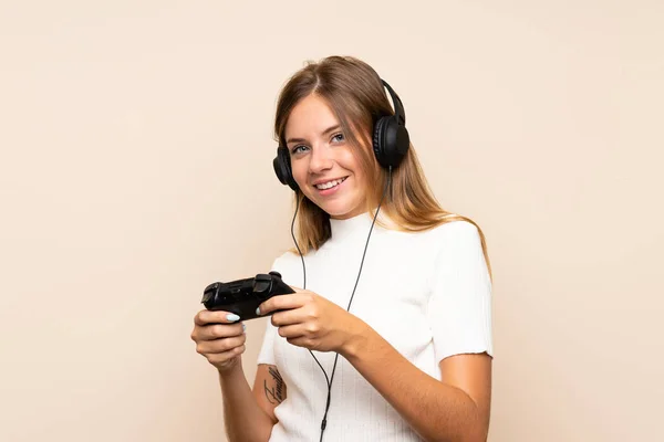 Joven Rubia Sobre Fondo Aislado Jugando Videojuegos —  Fotos de Stock