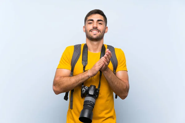 Jovem Fotógrafo Aplaudindo — Fotografia de Stock