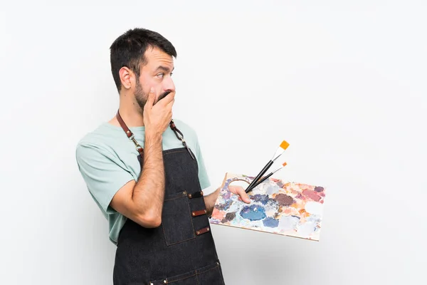 Genç Bir Sanatçı Arka Planda Palet Tutuyor Ağzını Kapatıyor Yan — Stok fotoğraf