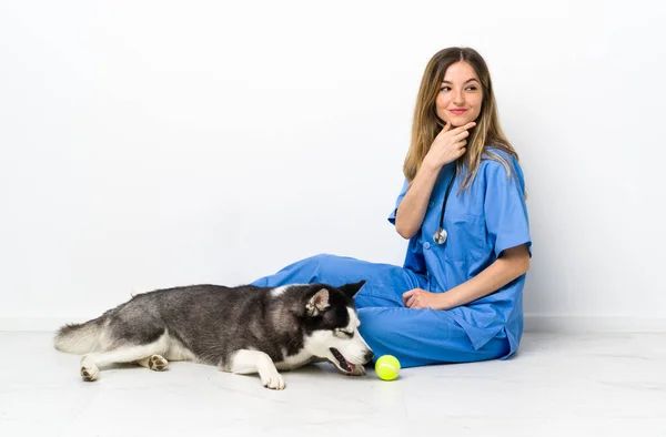 Κτηνίατρος Κτηνιατρείο Σιβηρικό Χάσκι Σκύλο — Φωτογραφία Αρχείου