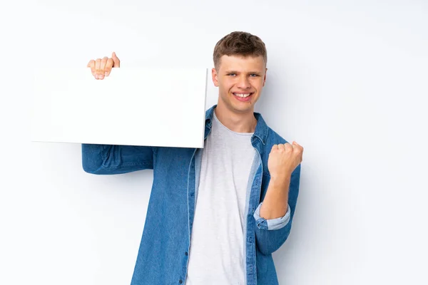 Jovem Homem Bonito Sobre Fundo Branco Isolado Segurando Cartaz Branco — Fotografia de Stock