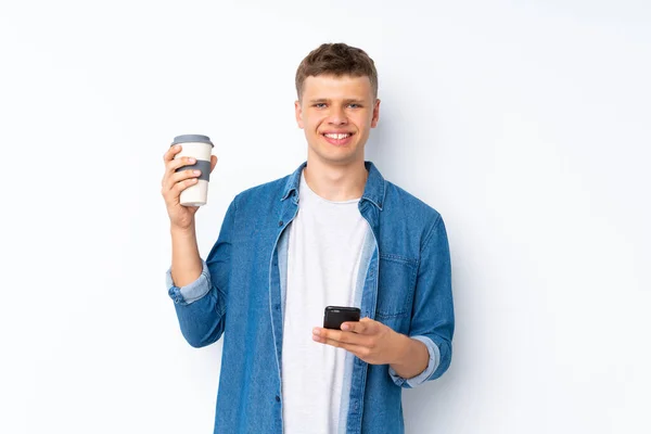 Junger Gutaussehender Mann Vor Isoliertem Weißen Hintergrund Mit Kaffee Zum — Stockfoto