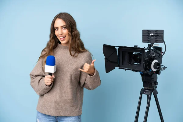 Reporter Young Woman Holding Microphone Reporting News Making Phone Gesture — Stock Photo, Image