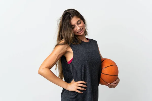 Junge Frau Spielt Basketball Isoliert Auf Weißem Hintergrund Und Leidet — Stockfoto
