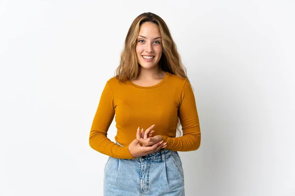 Jong Blond Vrouw Geïsoleerd Blauw Achtergrond Lachen — Stockfoto