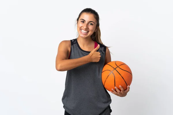 Mujer Hispana Joven Jugando Baloncesto Sobre Fondo Blanco Aislado Dando — Foto de Stock