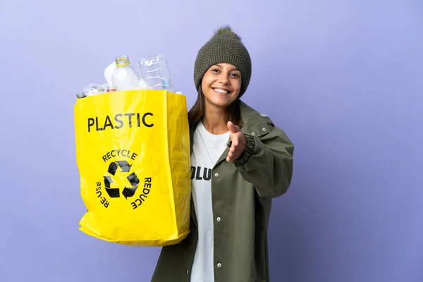 Young Woman Holding Bag Full Plastic Shaking Hands Closing Good — Stock Photo, Image