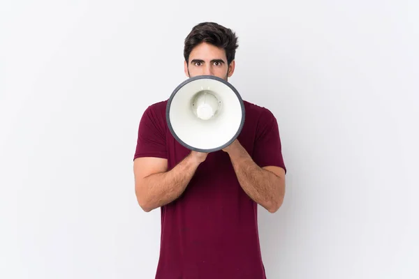 Jonge Knappe Man Met Baard Geïsoleerde Witte Achtergrond Schreeuwend Door — Stockfoto