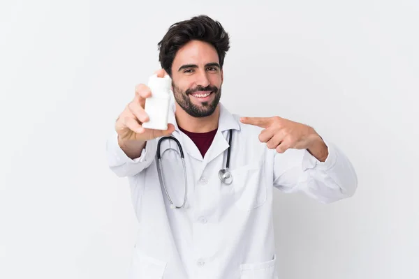 Joven Hombre Guapo Con Barba Sobre Fondo Blanco Aislado Con —  Fotos de Stock