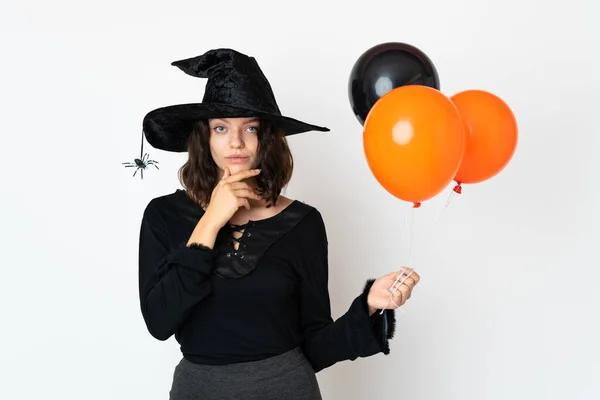 Joven Bruja Sosteniendo Globos Aire Negro Naranja Pensando — Foto de Stock