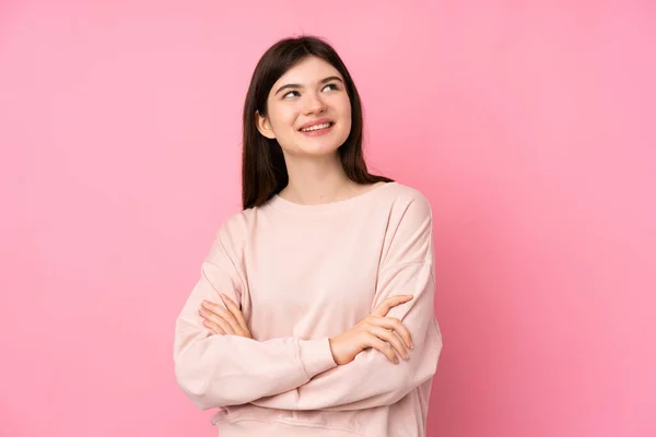 Joven Adolescente Ucraniana Sobre Fondo Rosa Aislado Mirando Hacia Arriba — Foto de Stock