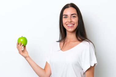 Beyaz arka planda izole edilmiş beyaz bir kadın, çok fazla gülümsüyor.