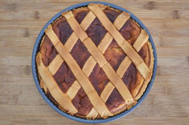 Pastiera Napoletana, tipik paskalya pastası.