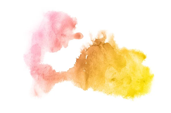 Абстрактное акварельное фоновое изображение с жидкими брызгами акварельной краски, выделенной на белом. Розовые и желтые тона — стоковое фото