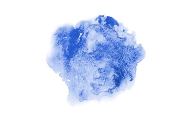 Beyaz üzerine izole edilmiş, sıvı bir kova boyası ile soyut suluboya arka plan görüntüsü. Mavi tonları