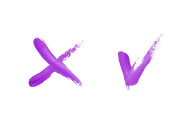 Parlak sıvı ruj yayma işareti ve çapraz beyaz arka plan üzerinde izole. Mor renk