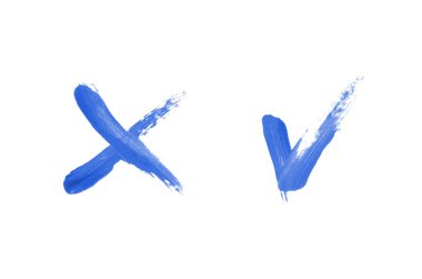 Parlak sıvı ruj yayma işareti ve çapraz beyaz arka plan üzerinde izole. Mavi renk