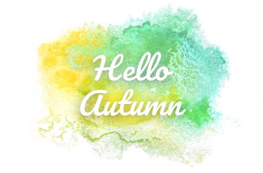 Kova boyası sıvı bir sıçrama ile soyut suluboya arka plan görüntüsü. Yeşil ve sarı pastel tonları. Merhaba sonbahar