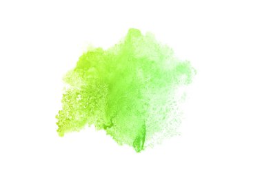 Beyaz üzerine izole edilmiş, sıvı bir kova boyası ile soyut suluboya arka plan görüntüsü. Yeşil ve sarı pastel tonları