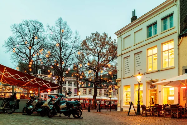 Bars Restaurants Christmas Lights Corner Famous Onze Lieve Vrouweplein Square — Stock Photo, Image