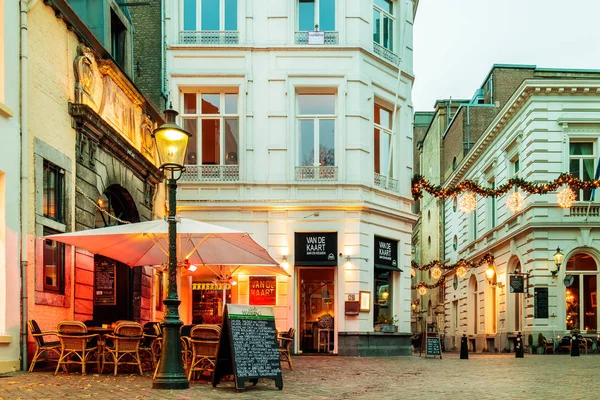 Bars Restaurants Located Famous Onze Lieve Vrouweplein Square Maastricht Netherlands — Stock Photo, Image