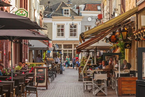 Restaurant Terraces Small Alley Historic City Center Dutch Town Den — Stock Photo, Image