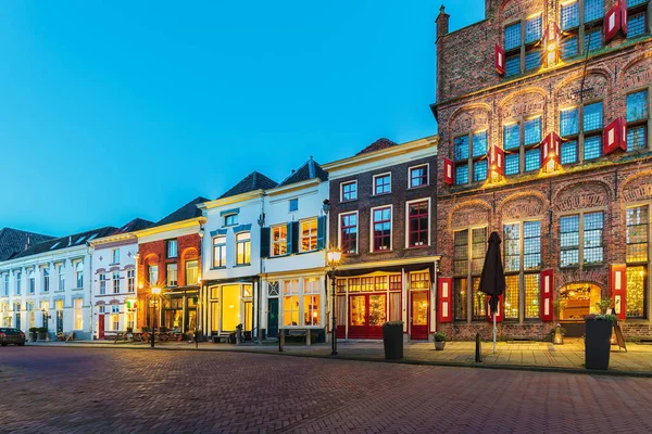 Oude Rij Huizen Met Restaurants Historische Nederlandse Stad Van Doesburg — Stockfoto