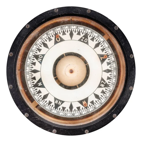 Автентичний стародавній корабель компас ізольований на білому — стокове фото