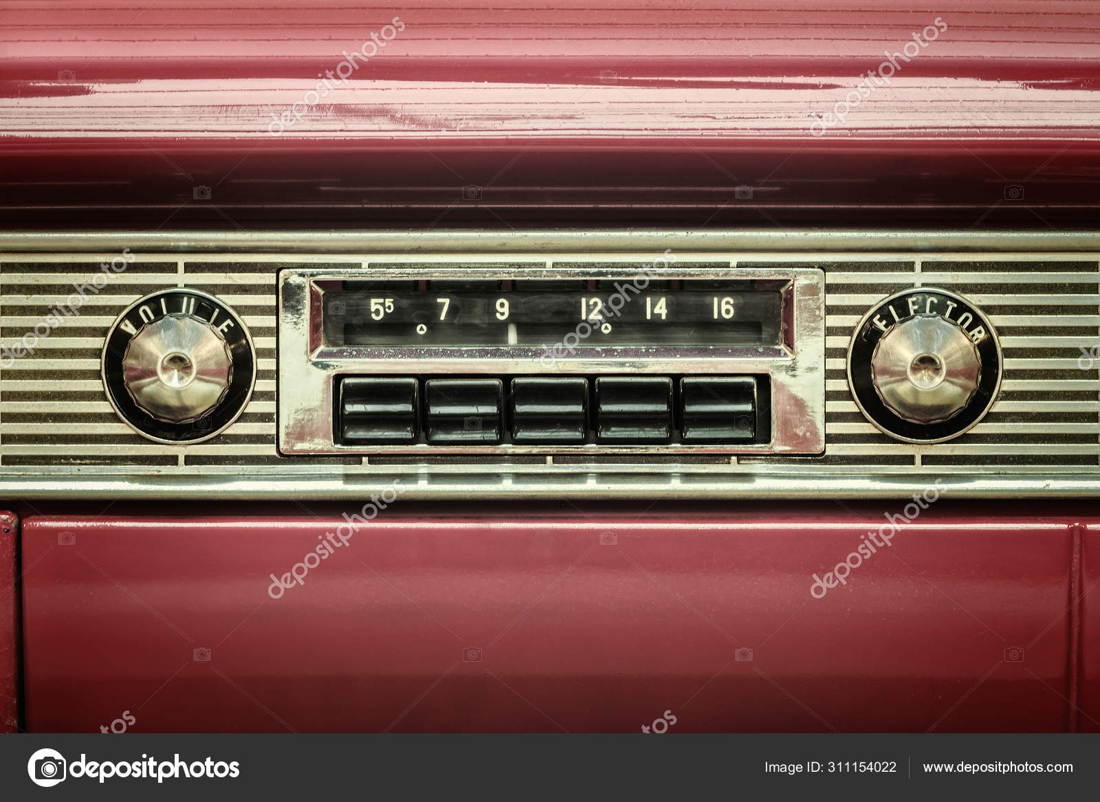 Verlengen geest kader Retro styled image of an old car radio Stock Photo by ©dutchscenery  311154022