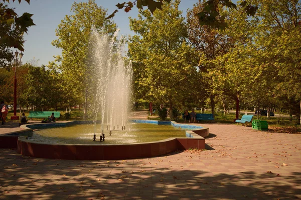 Fontanna Parku Izberbash — Zdjęcie stockowe