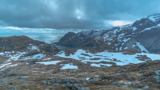 Timelaps de los paisajes de montaña en el camino al Munkebu, Loften — Vídeo de stock