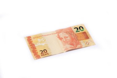 Brezilya parası beyaz arka planda izole edilmiş. Reais (Gerçek) adlı faturalar).