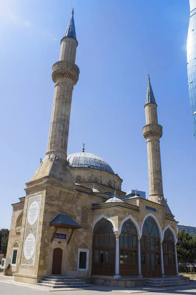 Mezquita Mezquita Shahid Bakú Azerbaiyán Vistas Arquitectura Histórica Moderna Cerca — Foto de Stock