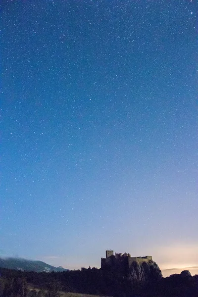 Castillo Una Montaa — Stockfoto