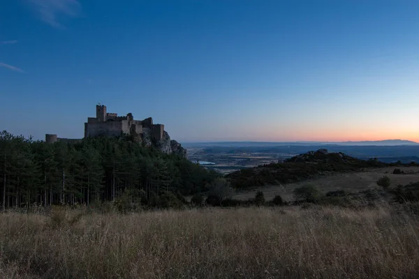 Castillo Una Montaa — стоковое фото