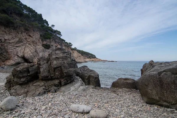 Playa Con Rocas Cielo Con Efectos Fotografa — Photo