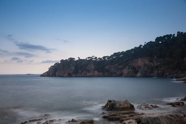 Playa Con Rocas Cielo Con Efectos Fotografa — Stock Fotó