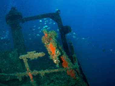 Barco hundido boreas en la costa brava