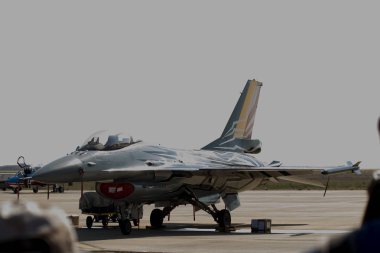 İspanya 'da mavi gökyüzü olan doğal manzara