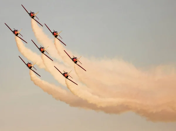 Aviões Fazendo Acrobacias Céu Espanha — Fotografia de Stock