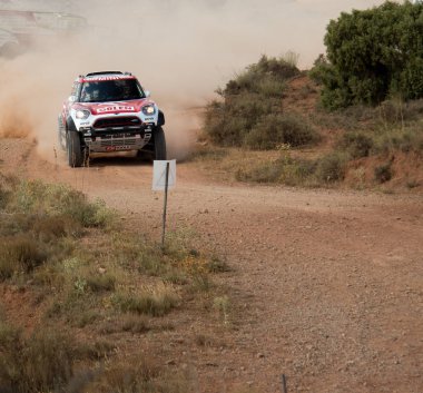 yarış otomobillerinin rekabet