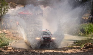 yarış otomobillerinin rekabet