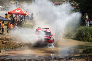 yarış otomobillerinin rekabet