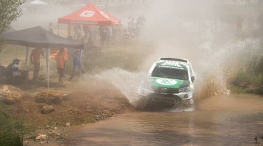 yarış otomobillerinin rekabet