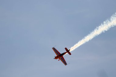 Uçak İspanya stunts yapıyor