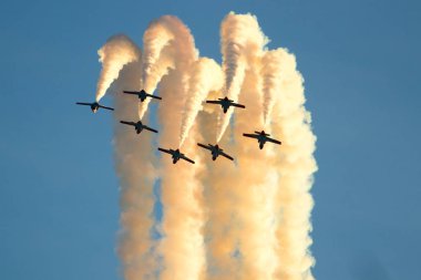 Uçak İspanya stunts yapıyor