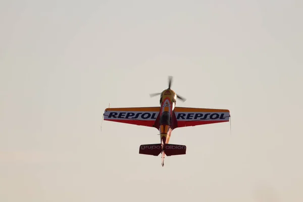 Flygplan Som Gör Stunts Spanien — Stockfoto