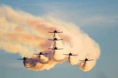 Uçak İspanya stunts yapıyor